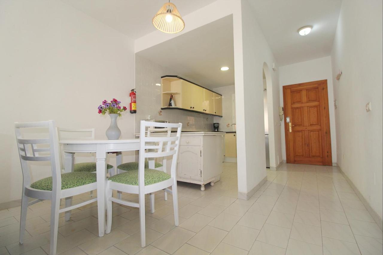 Carihuela Beach Apartment, 2Nd Line トレモリノス エクステリア 写真